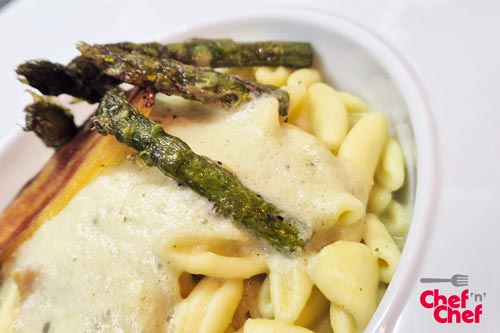 Chef a casa tua: cavatelli asparagi e guanciale