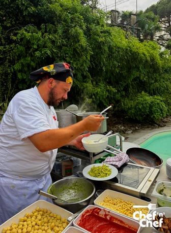 Pasta Party in Villa sul Lago di Como: una Serata Italiana da Ricordare 05