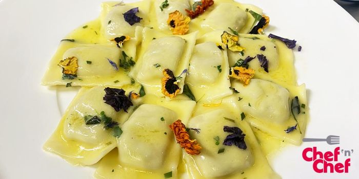 Chef a Casa Tua: il Lusso di una Cena Esclusiva Servita Dove Vuoi Tu